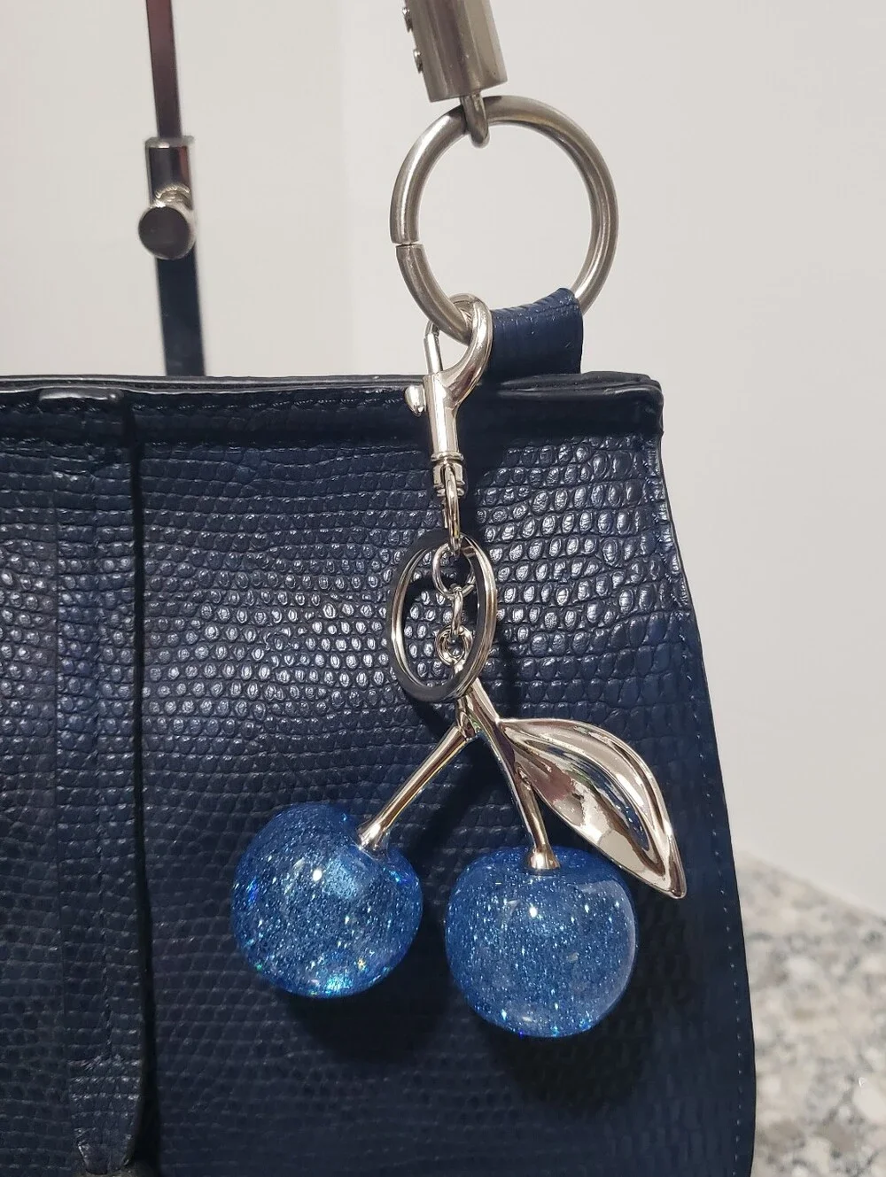 EUC Simply Noelle Navy Textured Snakeskin Crossbody Bag - Picture 6 of 17